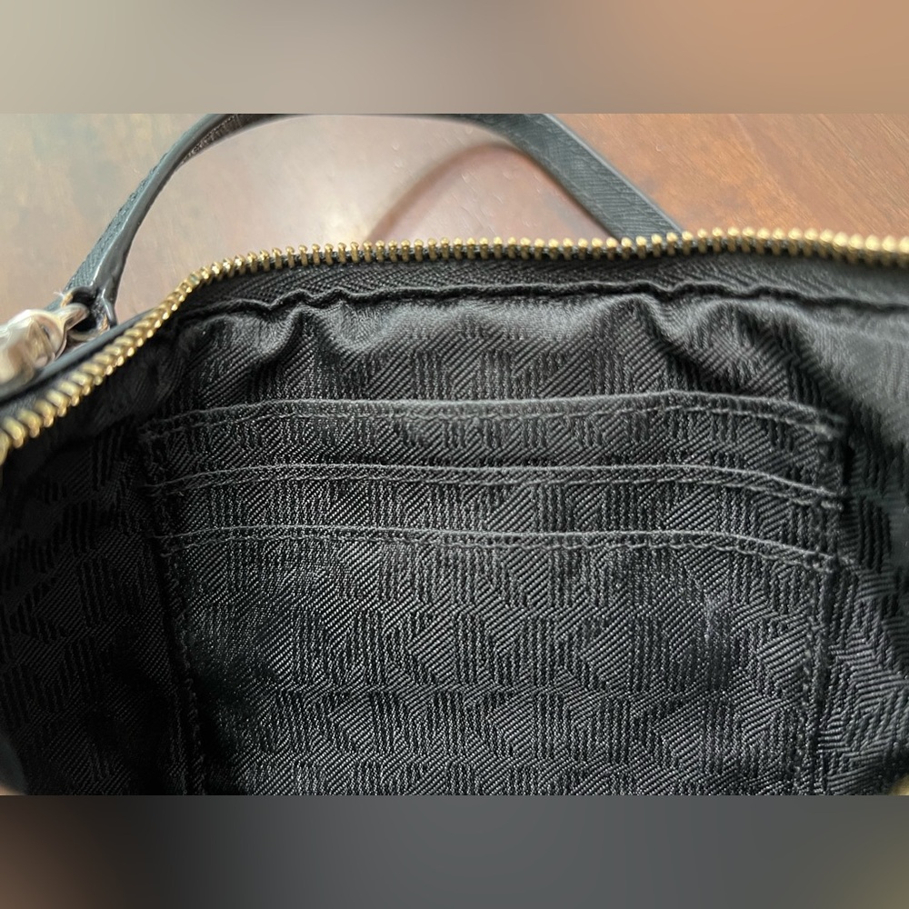 Michael Kors Jet Set Leather Black & Gold Studded Small Wristlet Wallet Clutch 🖤 - Picture 9 of 13